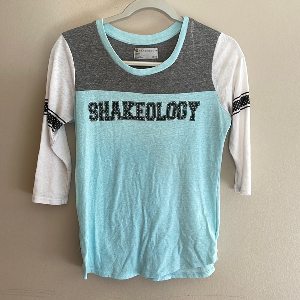 Sporty tee